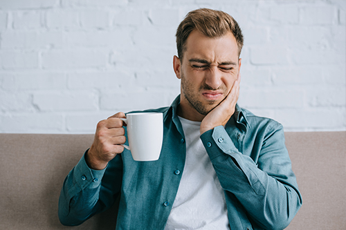 Evanston Dental Center | Sports Mouthguards, Preventative Program and Veneers